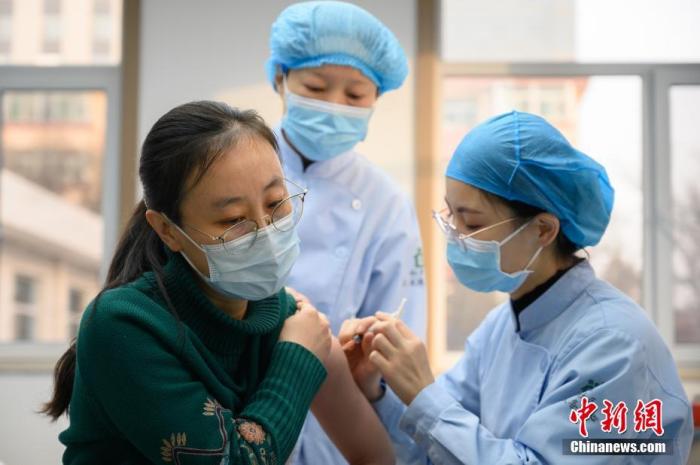 COVID-19 vaccination exceeded 15 million people in China