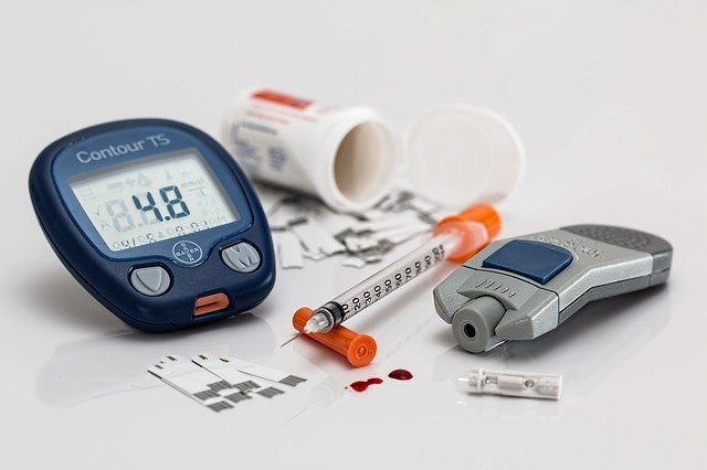 Do people with asymptomatic diabetes need treatment immediately?