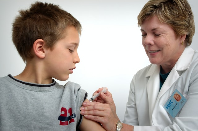 COVID-19 vaccination for children under 12 may be approved  by CDC at 2021 end