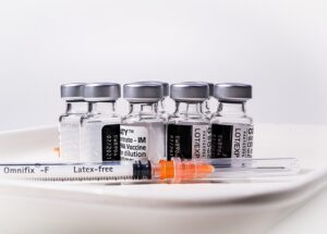 8 SARS survivors induced anti-coronavirus antibodies after COVID-19 vaccination