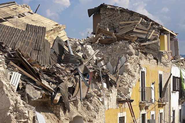 What health issues will come after an earthquake?