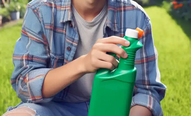 Common herbicides found to be harmful to the teenage brain